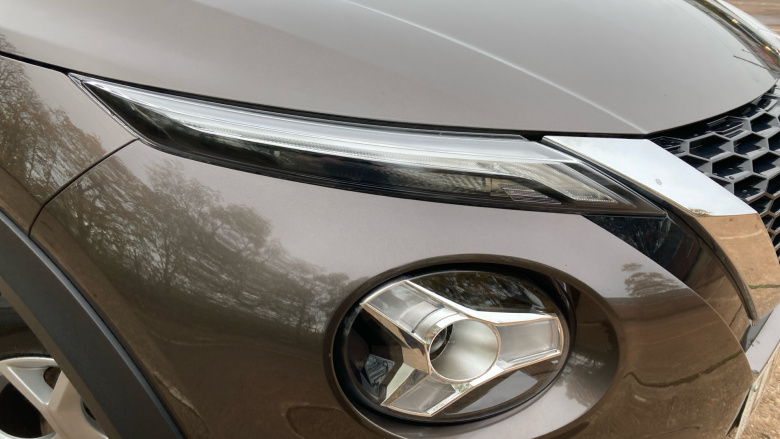 Nissan Juke 1.0 DiG-T 114 N-Connecta 5dr DCT Petrol Hatchback